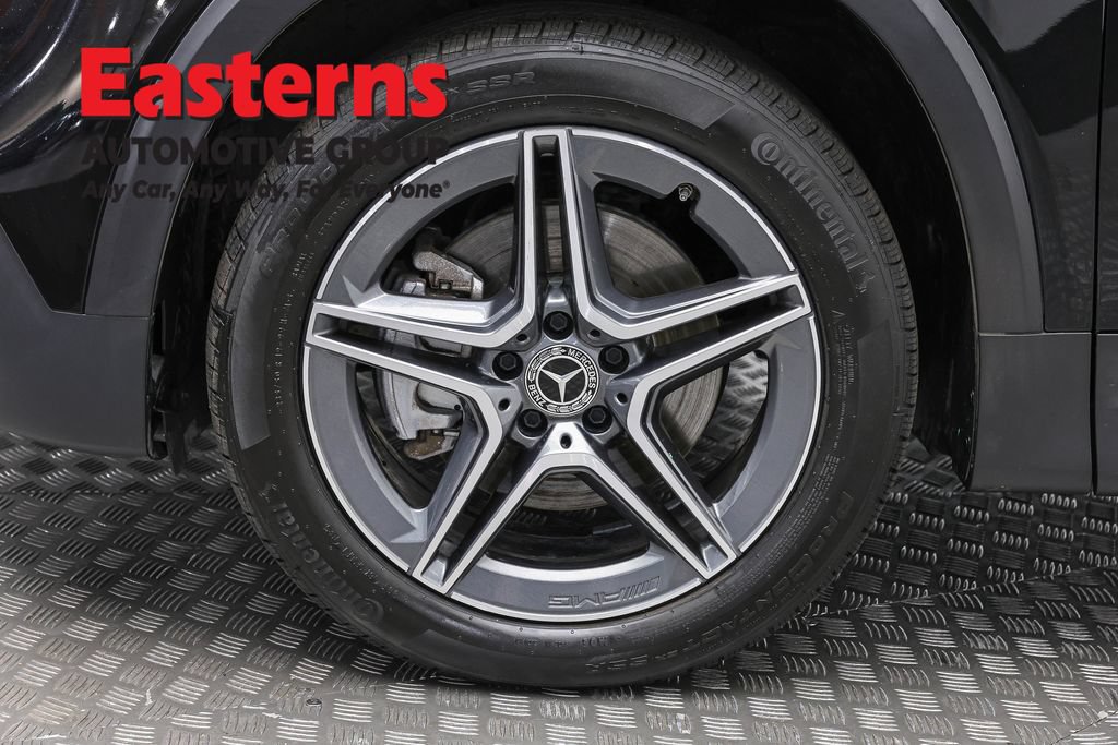 Used 2022 Mercedes-Benz GLB 250 4MATIC w/ AMG Line image 31