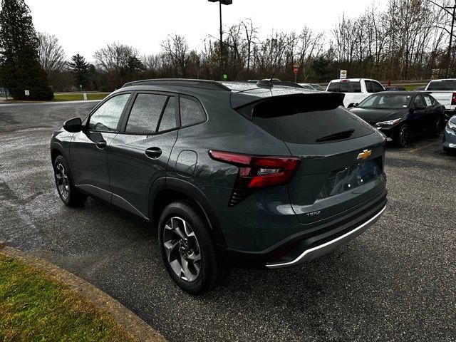 New 2026 Chevrolet Trax LT w/ Driver Confidence Package image 5