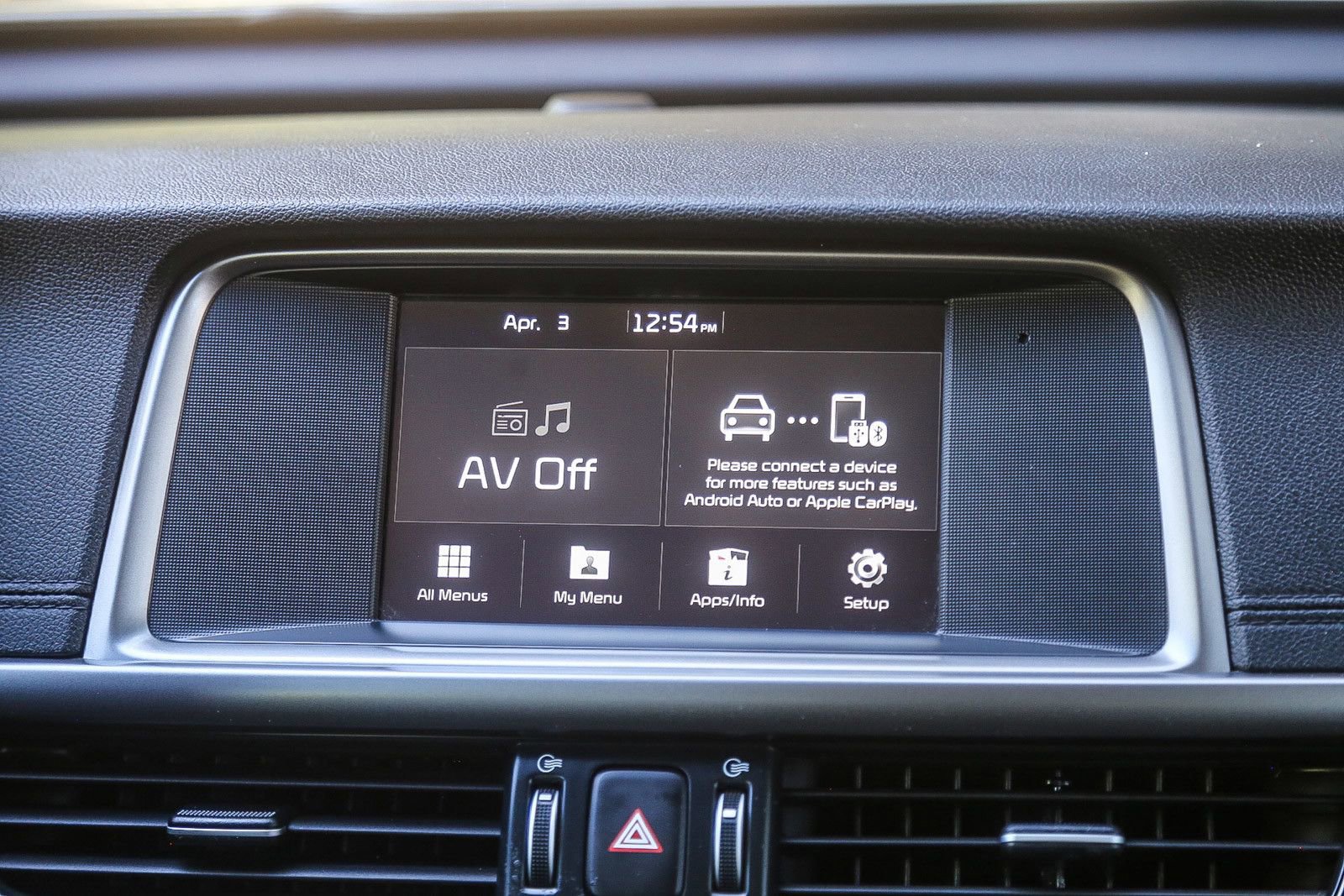 Used 2018 Kia Optima LX w/ 17" Alloy Wheels Package image 12