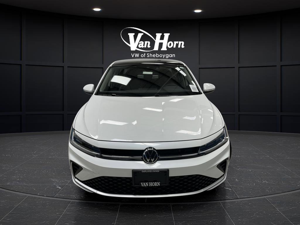 Used 2025 Volkswagen Jetta SEL image 11
