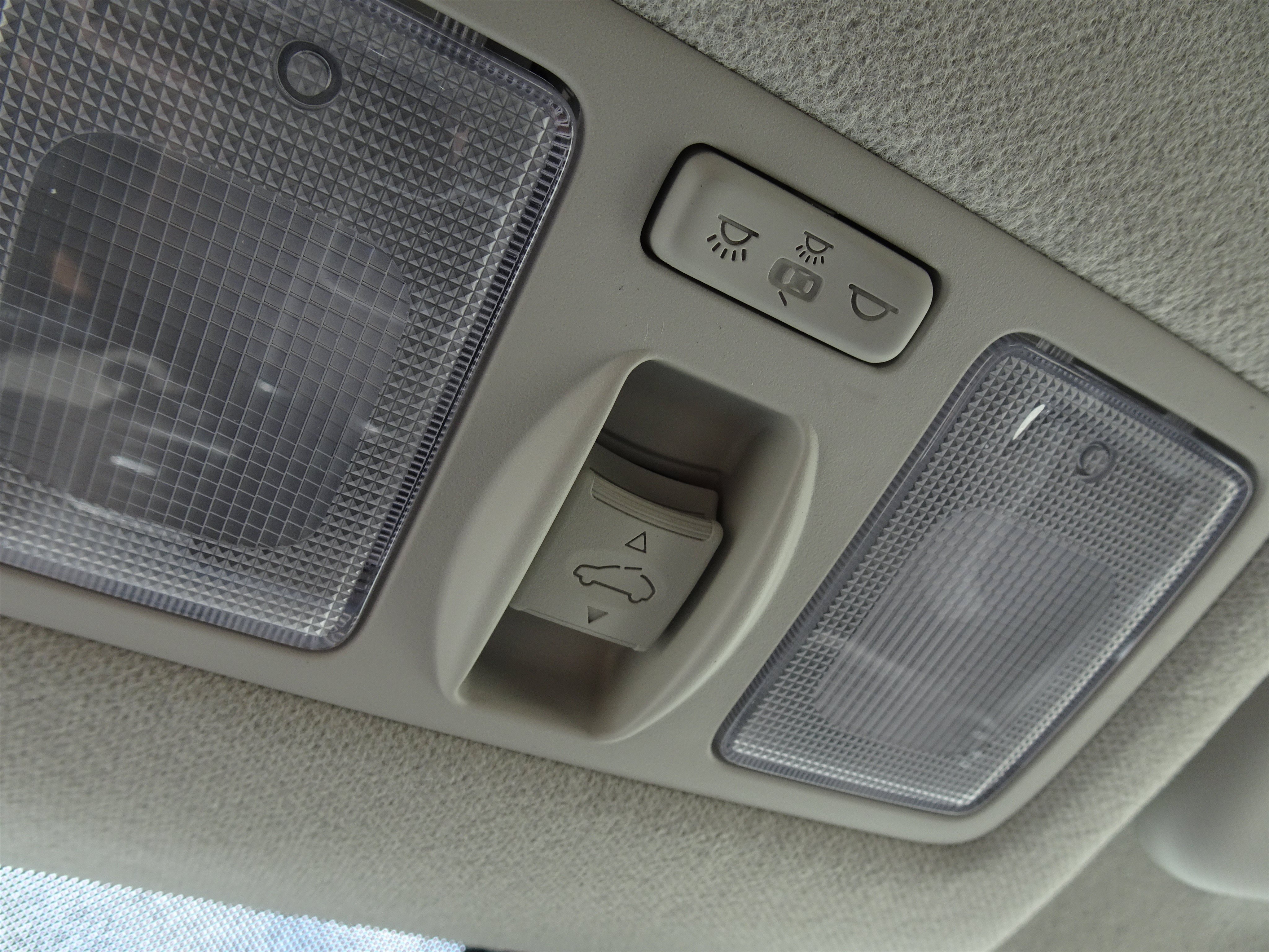 New 2026 Hyundai Venue SEL FWD image 23