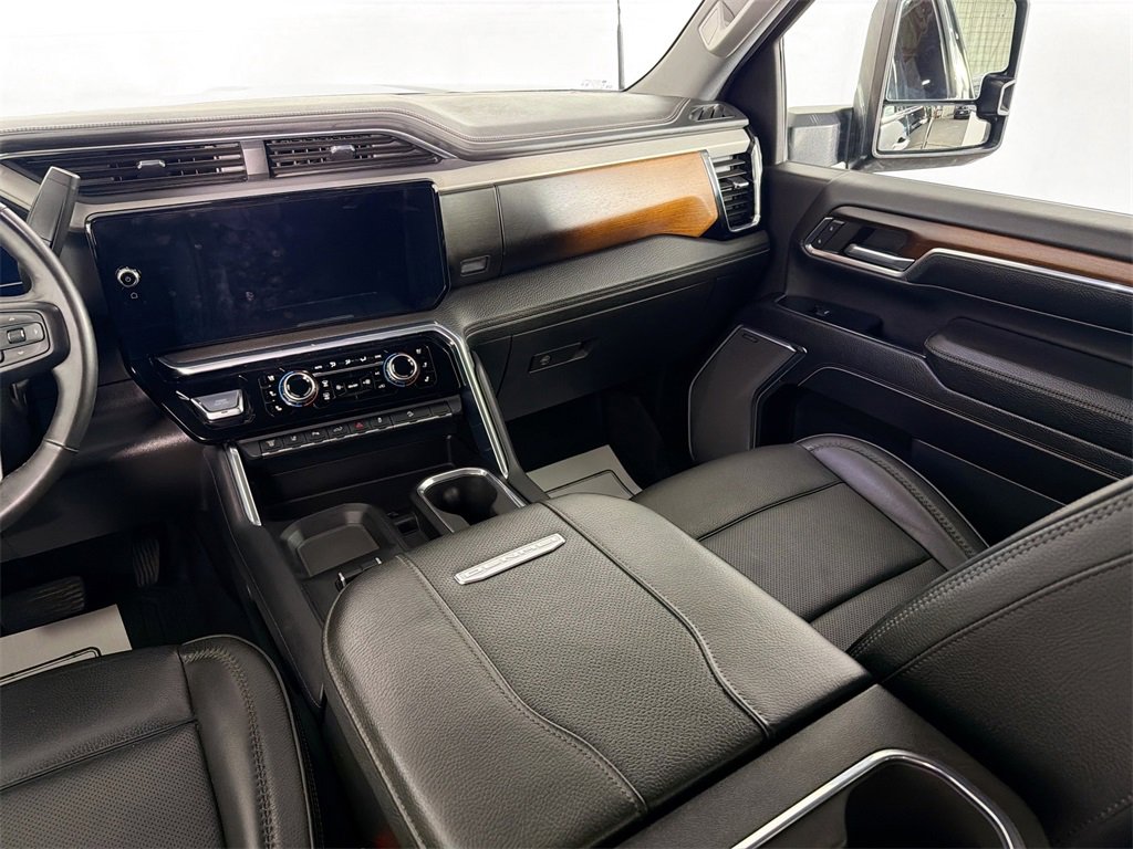 Used 2024 GMC Sierra 2500 Denali w/ Technology Package image 22