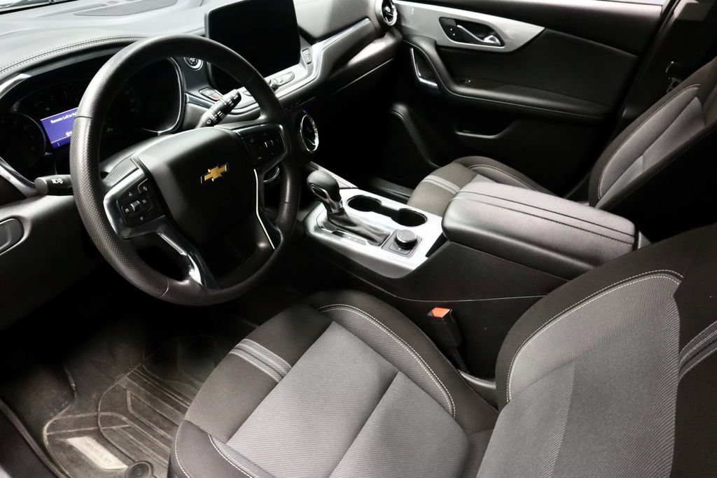 Used 2023 Chevrolet Blazer LT w/ LPO, Floor Liner Package FWD image 22
