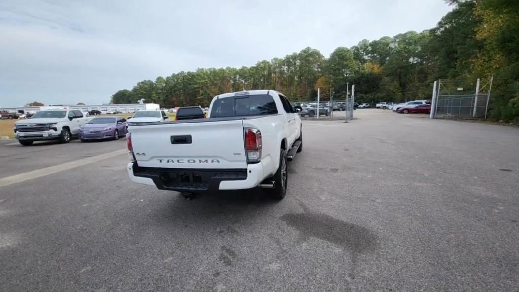 Used 2023 Toyota Tacoma Limited image 4