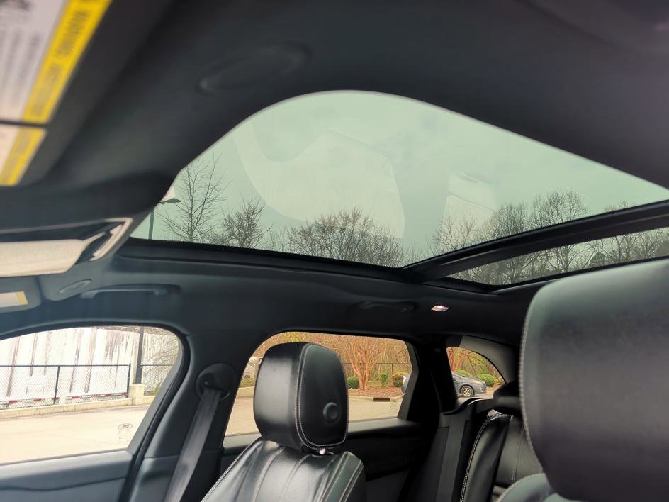 Used 2023 Land Rover Range Rover Velar R-Dynamic S image 27