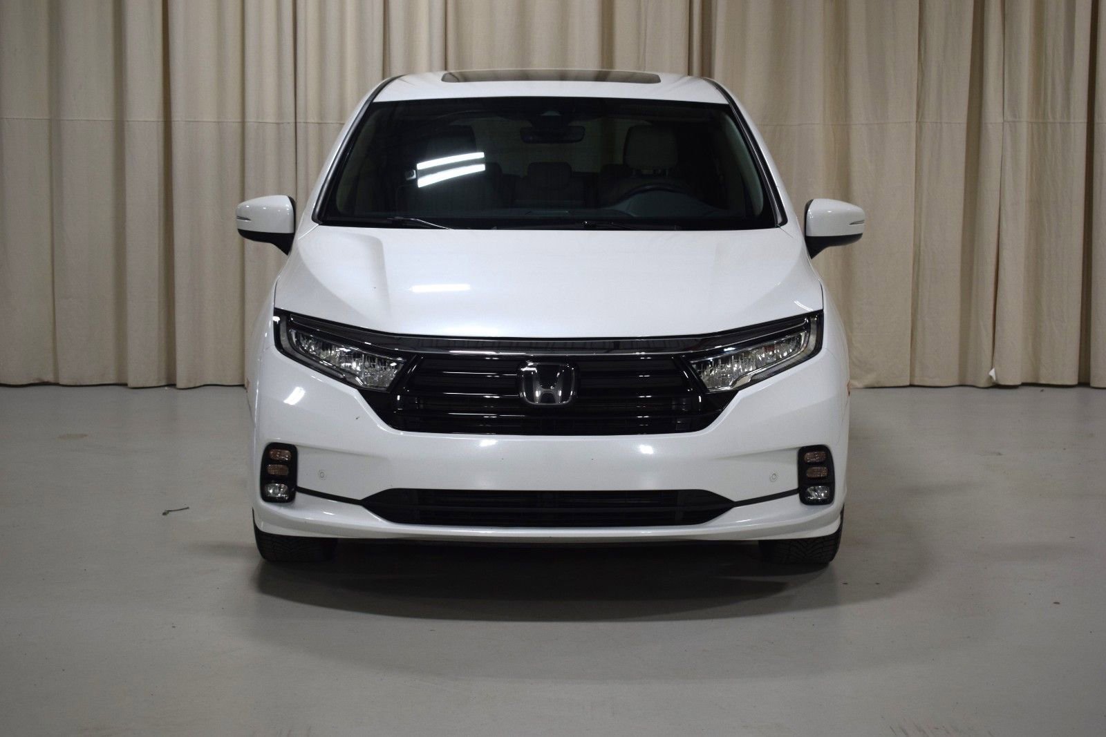 Used 2021 Honda Odyssey Touring image 8