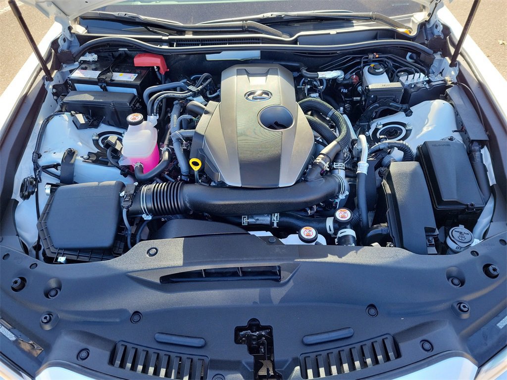 Used 2025 Lexus IS 300 F Sport image 18