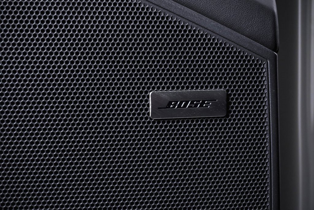 New 2025 Porsche Cayenne Turbo image 27