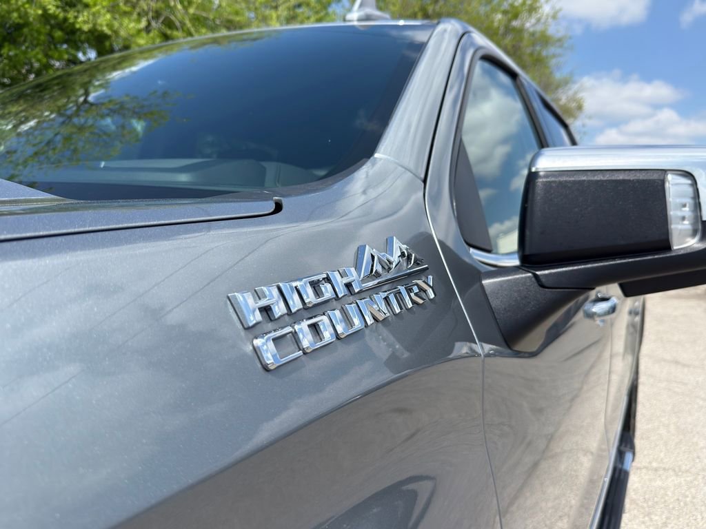 Used 2026 Chevrolet Silverado 1500 High Country w/ Technology Package image 5