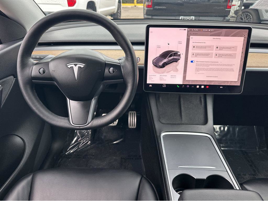 Used 2022 Tesla Model Y Performance image 20
