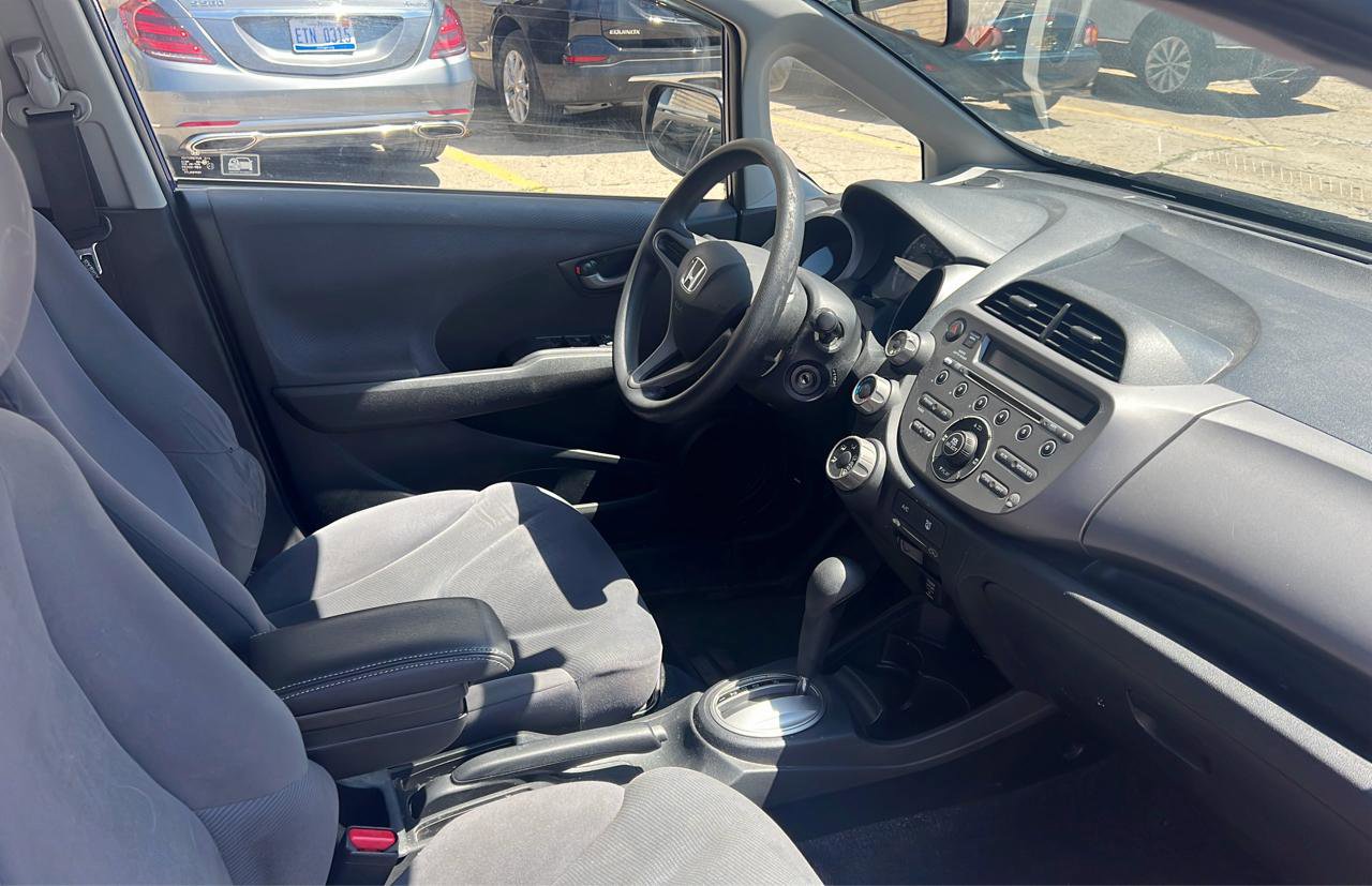 Used 2010 Honda Fit image 10