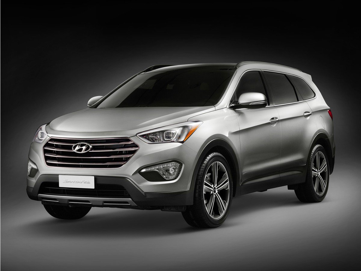 Used 2015 Hyundai Santa Fe GLS FWD image 1