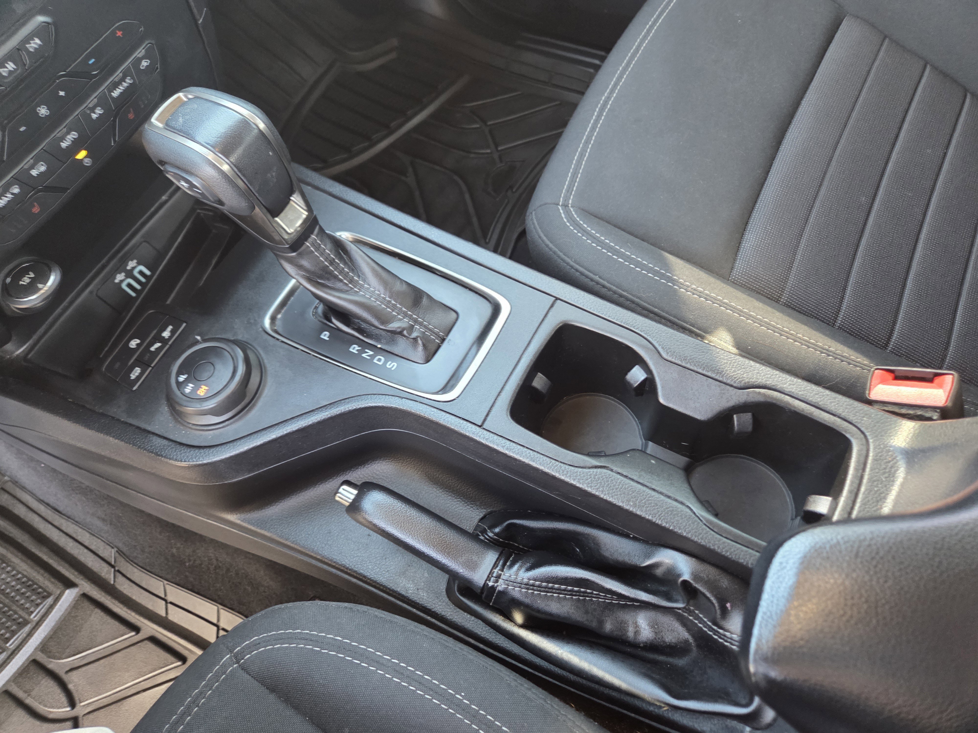 Used 2019 Ford Ranger XLT w/ Equipment Group 302A Luxury image 17