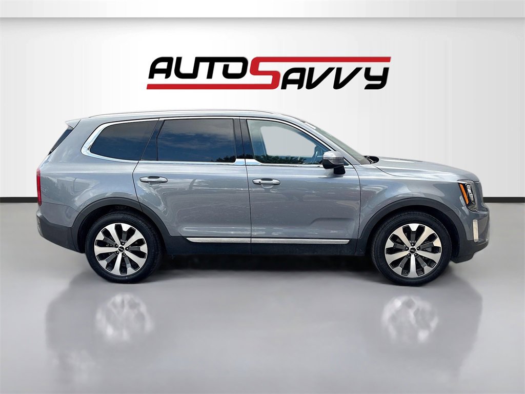 Used 2022 Kia Telluride EX w/ EX Premium Package image 9