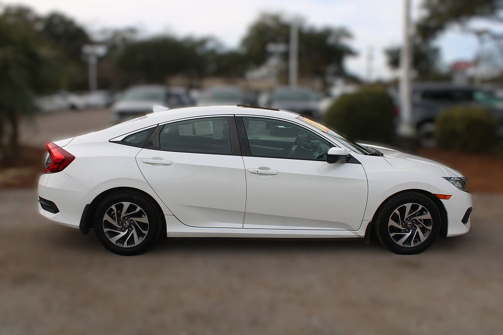 Used 2018 Honda Civic EX image 5