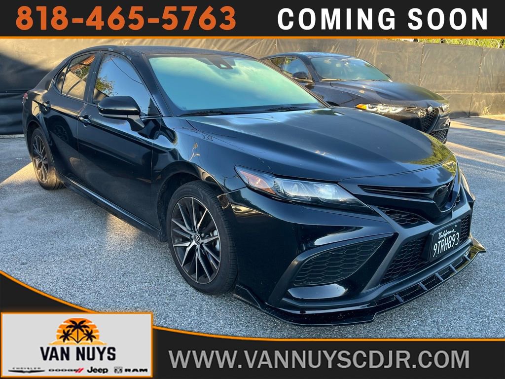 Used 2021 Toyota Camry SE