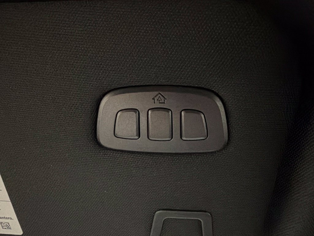 Used 2026 Lincoln Nautilus Reserve AWD/4WD image 23