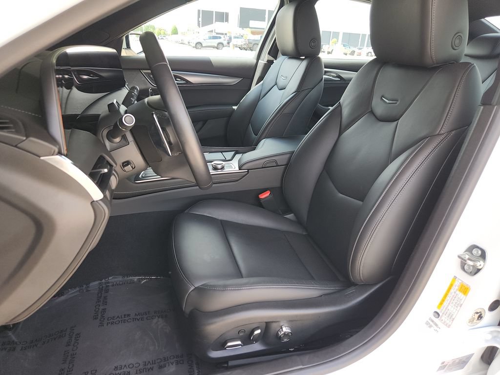 Used 2026 Cadillac CT5 Premium Luxury RWD image 13