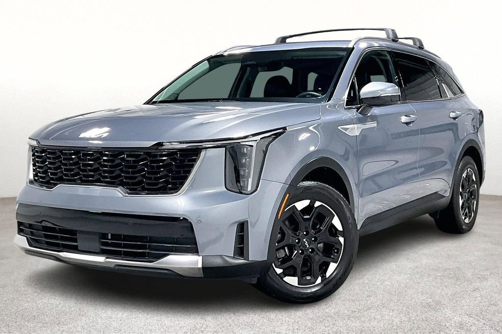 Used 2024 Kia Sorento S image 14