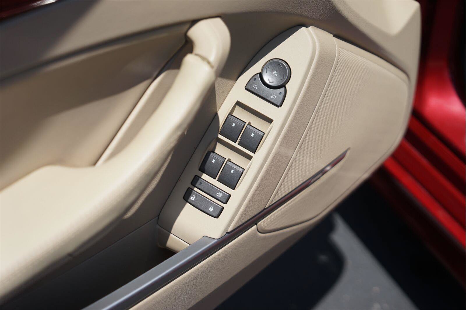Used 2012 Cadillac CTS Premium RWD image 30
