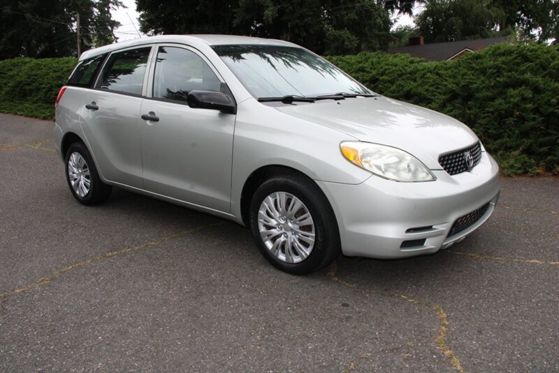 Used 2003 Toyota Matrix FWD image 2