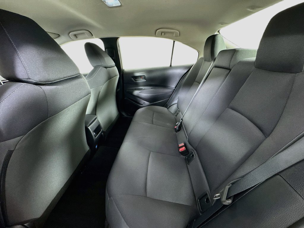 Used 2022 Toyota Corolla LE FWD image 26