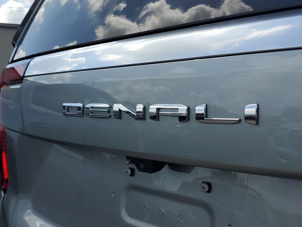 New 2026 GMC Yukon Denali RWD image 9