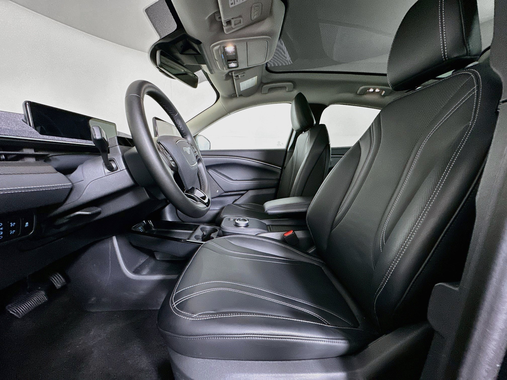Used 2023 Ford Mustang Mach-E Premium AWD/4WD image 13