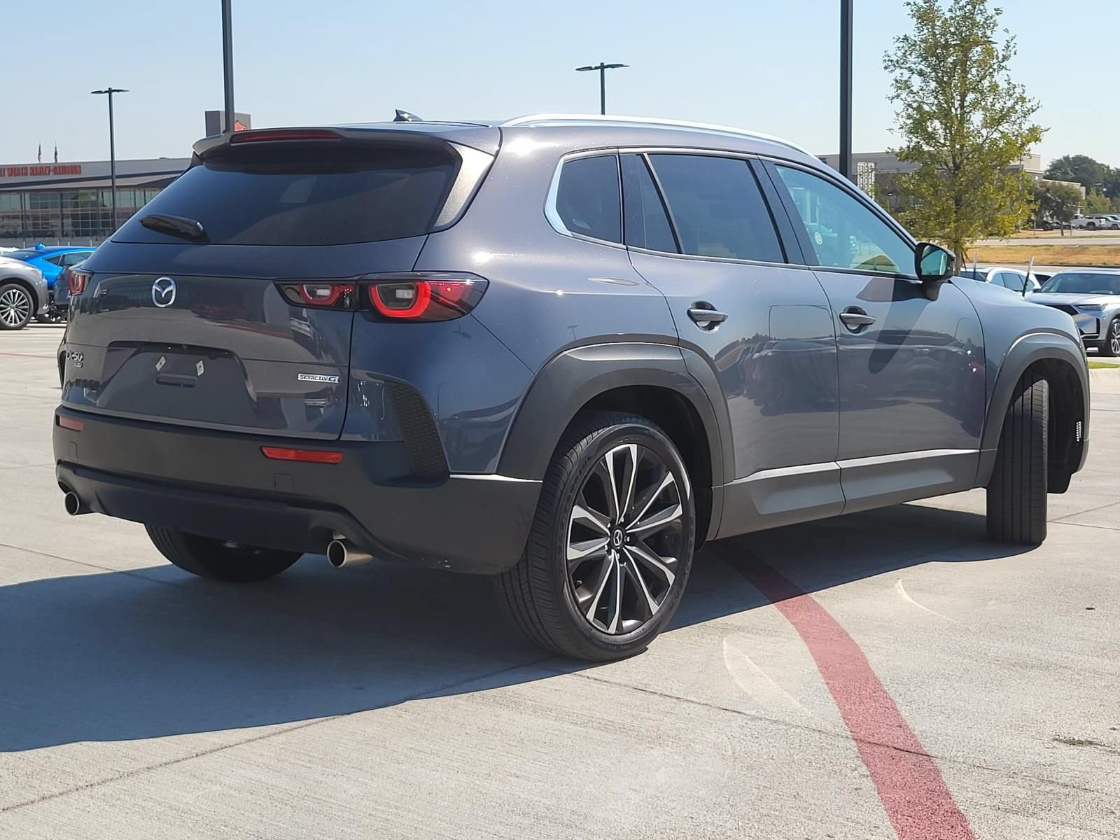 Used 2025 MAZDA CX-50 AWD 2.5 S w/ Premium Plus Pkg image 4