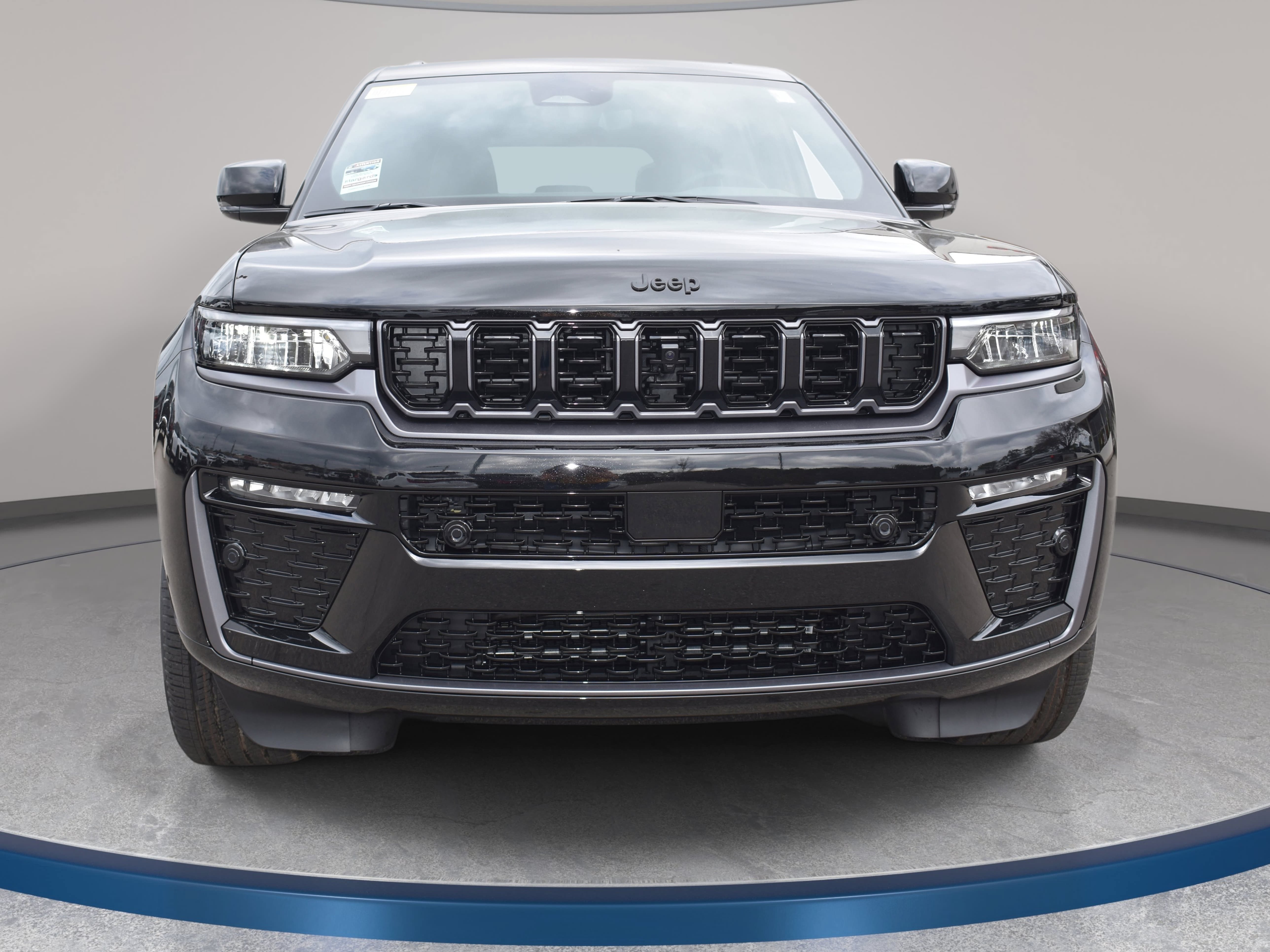 New 2026 Jeep Grand Cherokee Limited Reserve AWD/4WD image 3