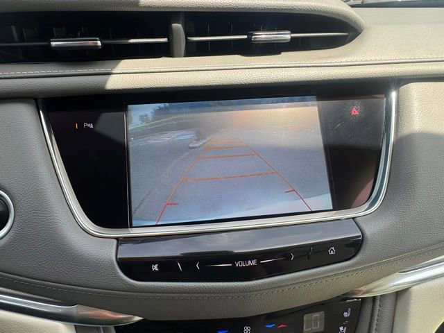 Used 2017 Cadillac XT5 Premium Luxury w/ Advanced Security Package AWD/4WD image 28