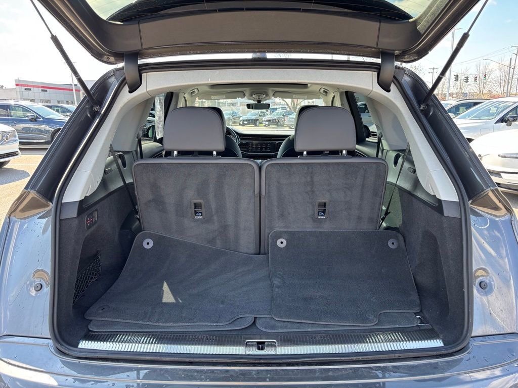 Used 2023 Audi Q7 2.0T Premium Plus AWD/4WD image 29