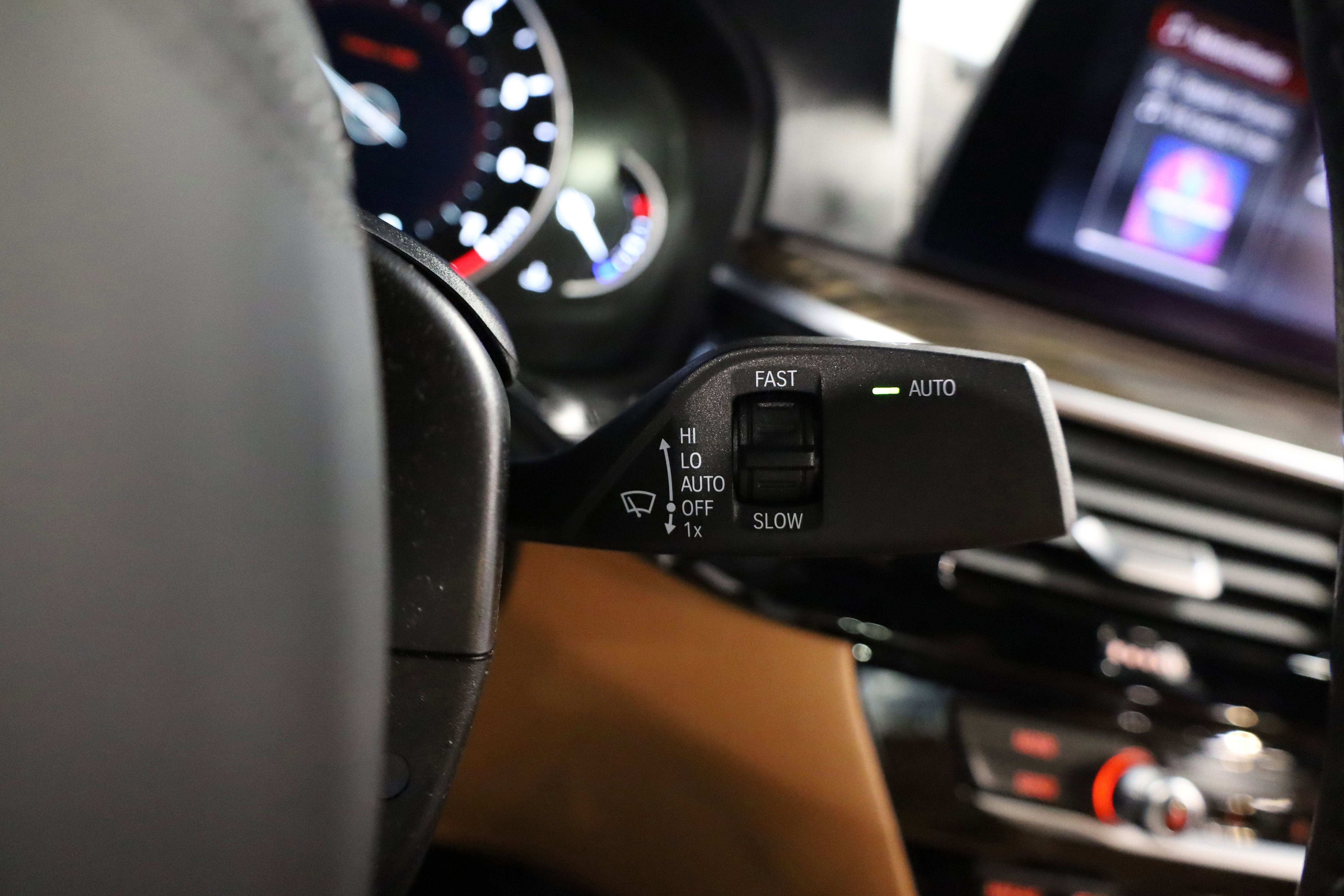 Used 2019 BMW 540i xDrive w/ Convenience Package image 23