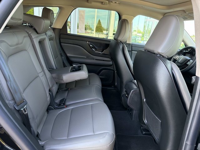 New 2026 Lincoln Corsair Premiere FWD image 21