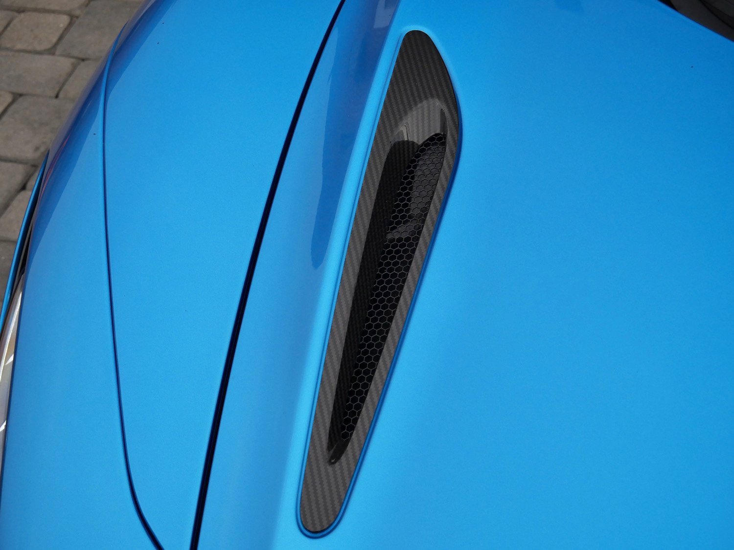 Used 2022 McLaren 720S Performance image 16