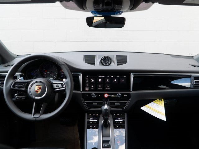 New 2026 Porsche Macan image 21