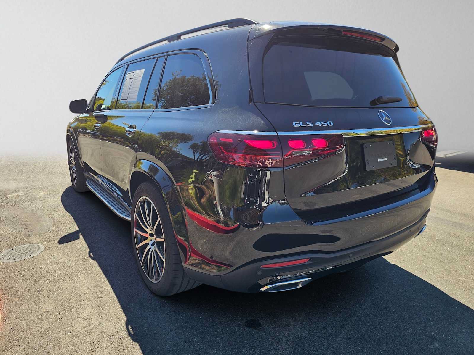 Used 2026 Mercedes-Benz GLS 450 4MATIC image 5