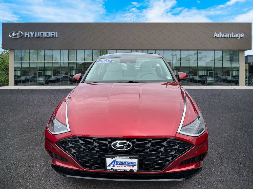 Used 2023 Hyundai Sonata SEL w/ Convenience Package FWD image 2