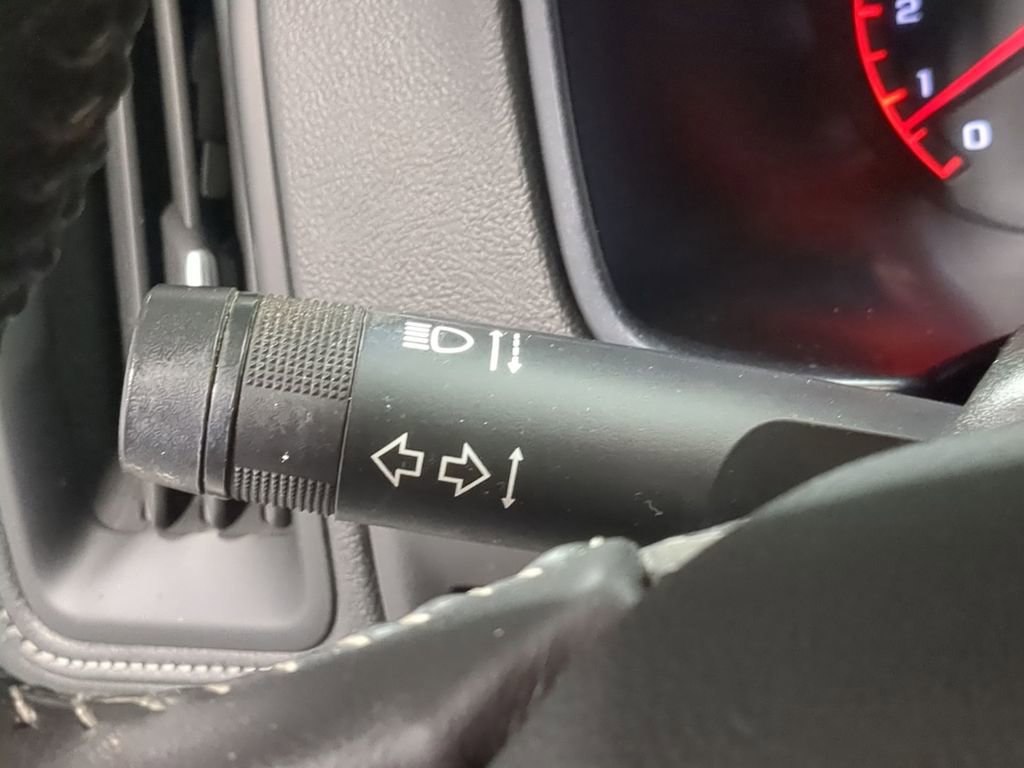 Used 2016 GMC Canyon SLE w/ Nightfall Edition image 39