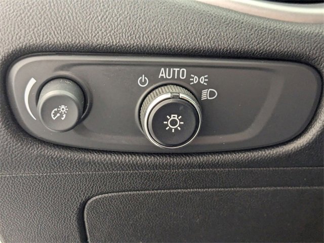 Used 2024 Chevrolet Malibu LT image 15