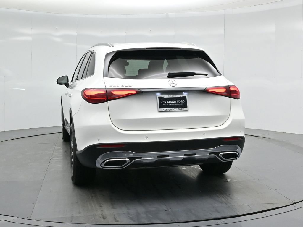 Used 2024 Mercedes-Benz GLC 300 image 26
