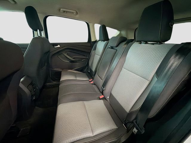 Used 2018 Ford Escape SE image 25