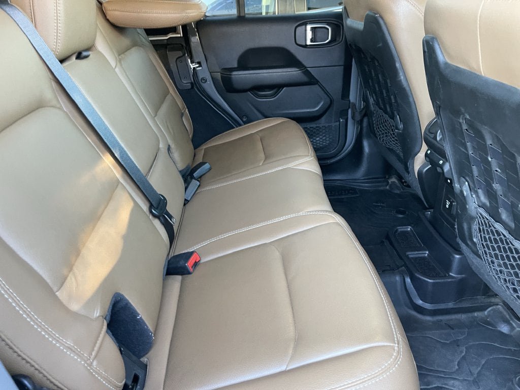 Used 2021 Jeep Wrangler Unlimited Rubicon AWD/4WD image 10