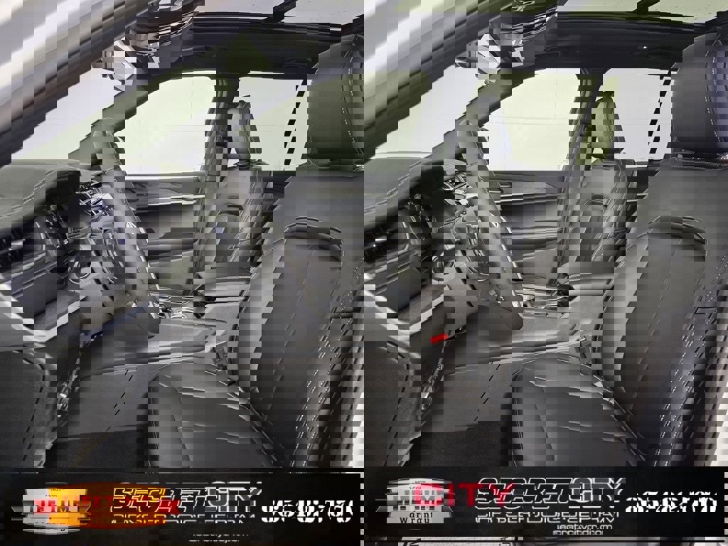 New 2025 Jeep Grand Cherokee Limited w/ Black Appearance Package image 10