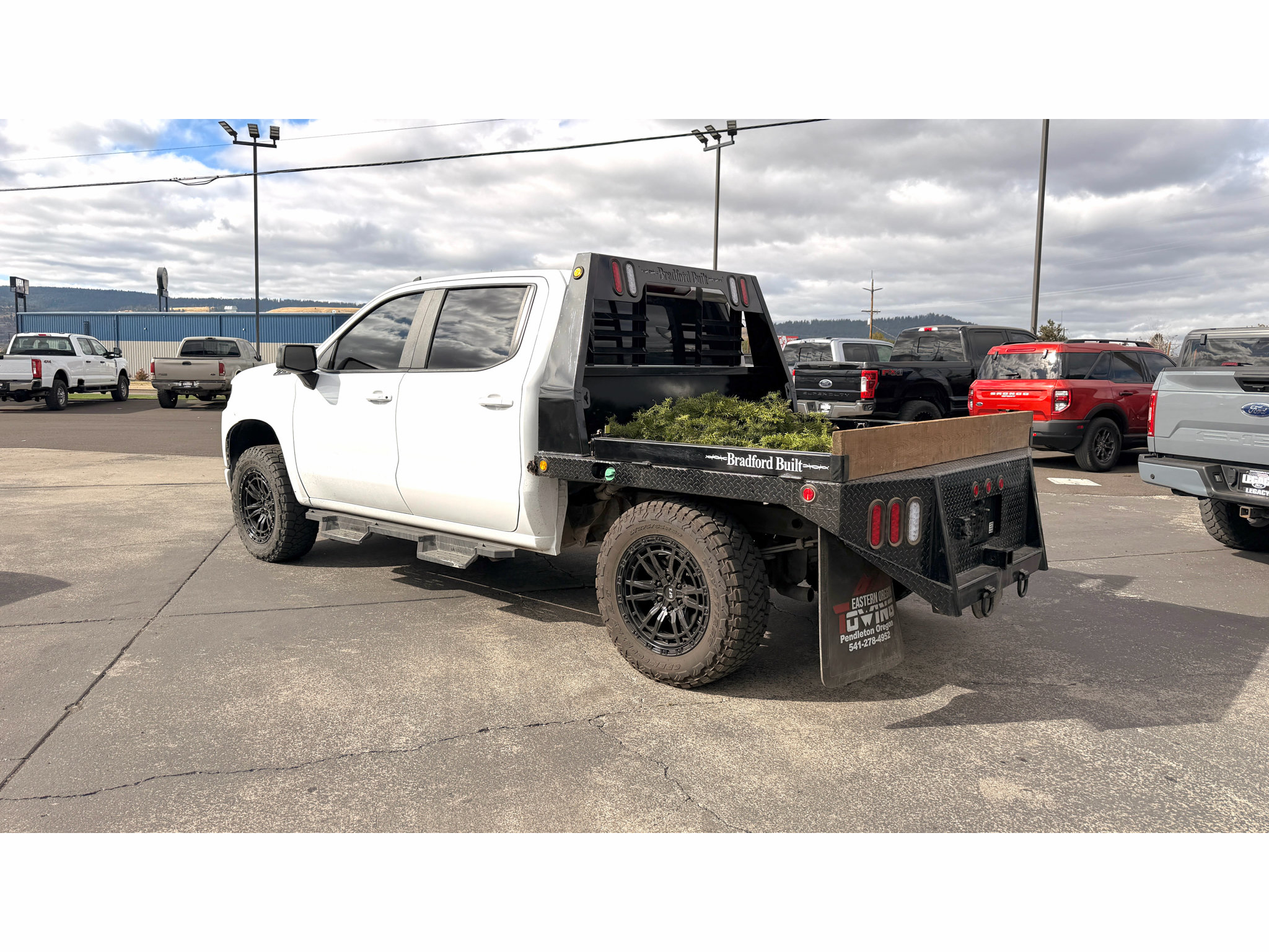Used 2020 Chevrolet Silverado 1500 RST w/ True North Edition AWD/4WD image 8