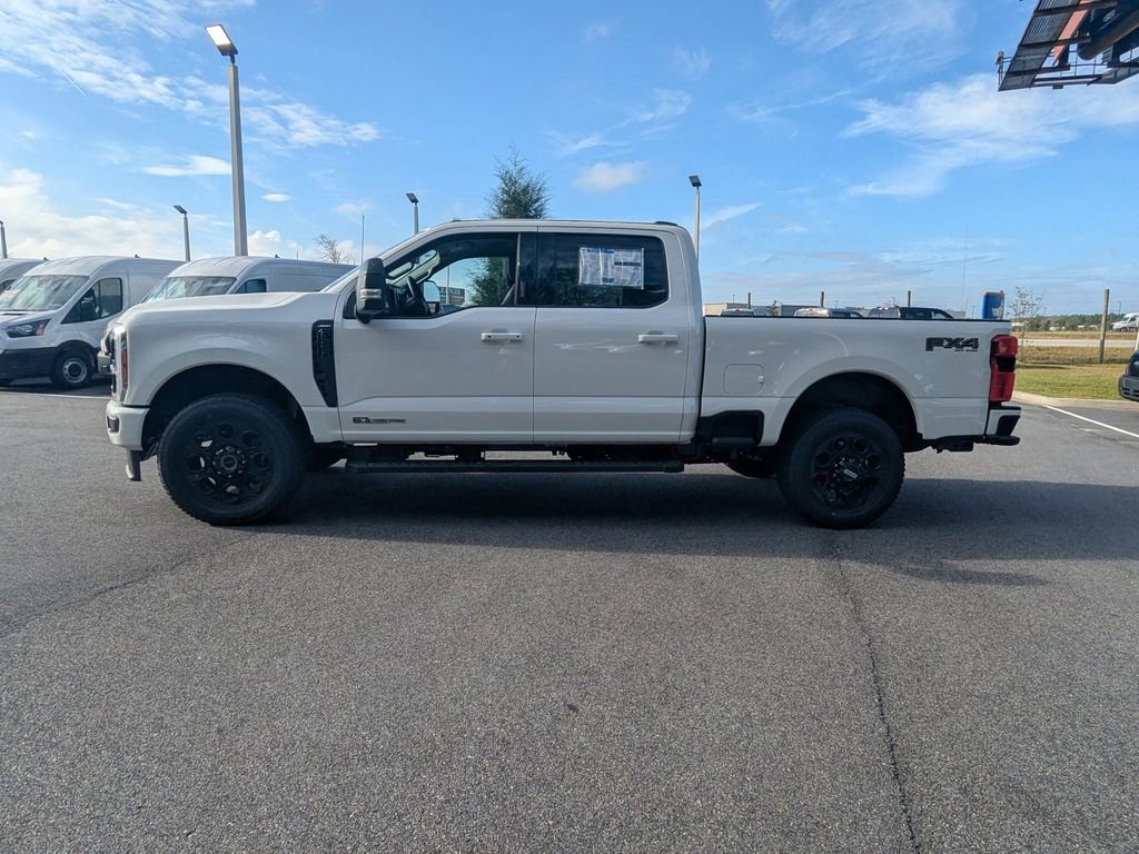New 2026 Ford F250 Lariat w/ Black Appearance Package image 8