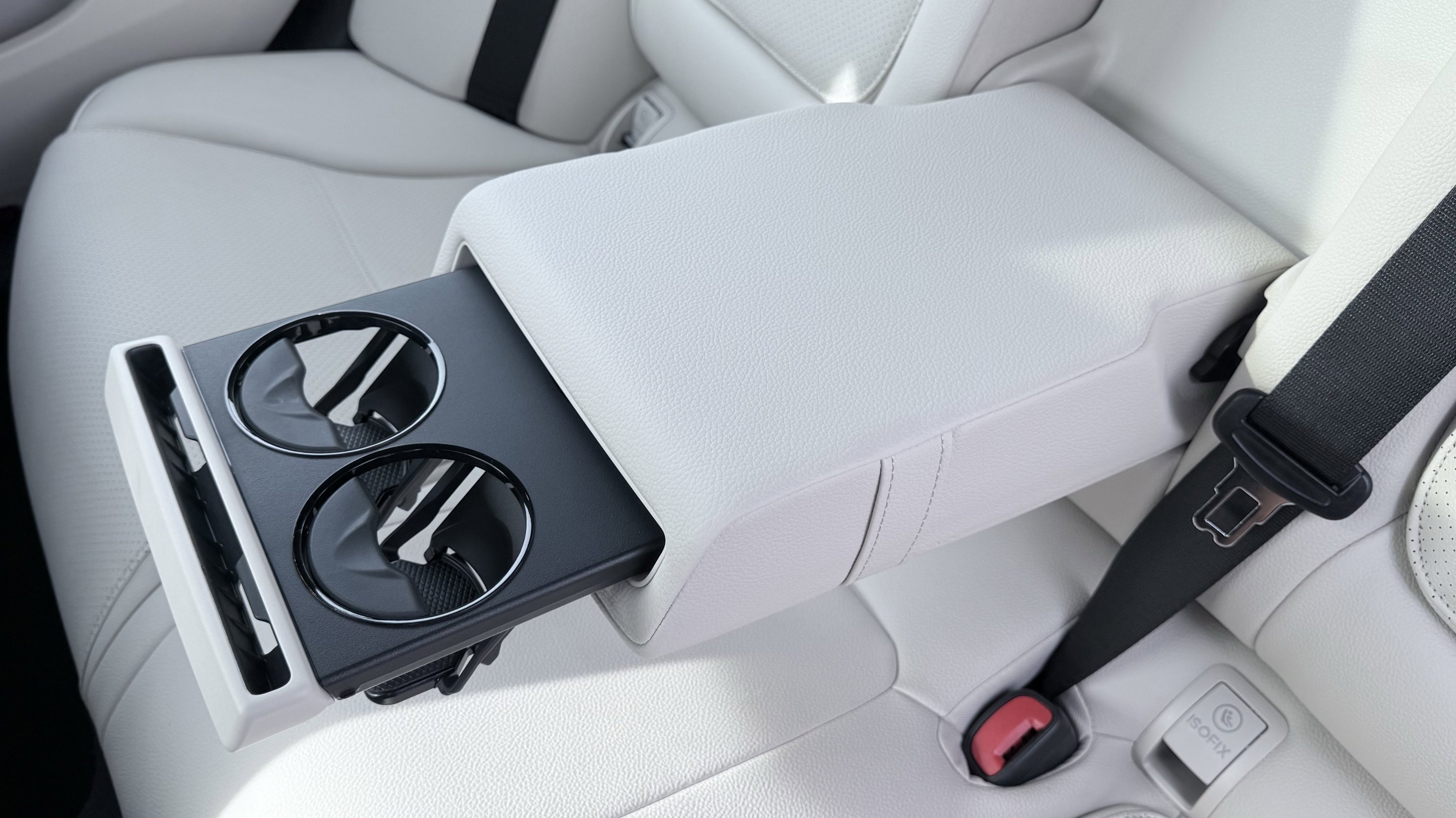 Used 2025 Mercedes-Benz C 300 Sedan image 36