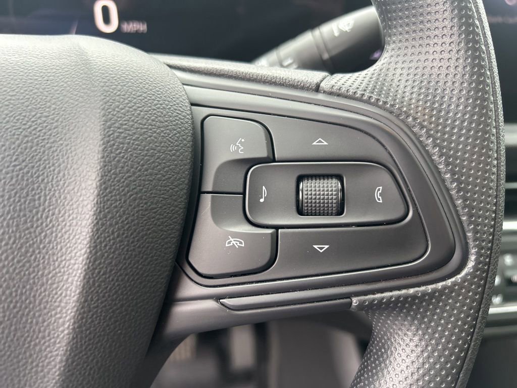 Certified 2025 Buick Envista Preferred image 23