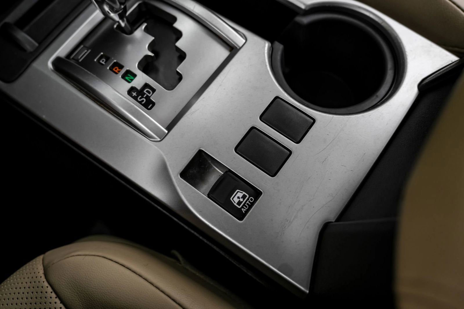 Used 2015 Toyota 4Runner Limited AWD/4WD image 28