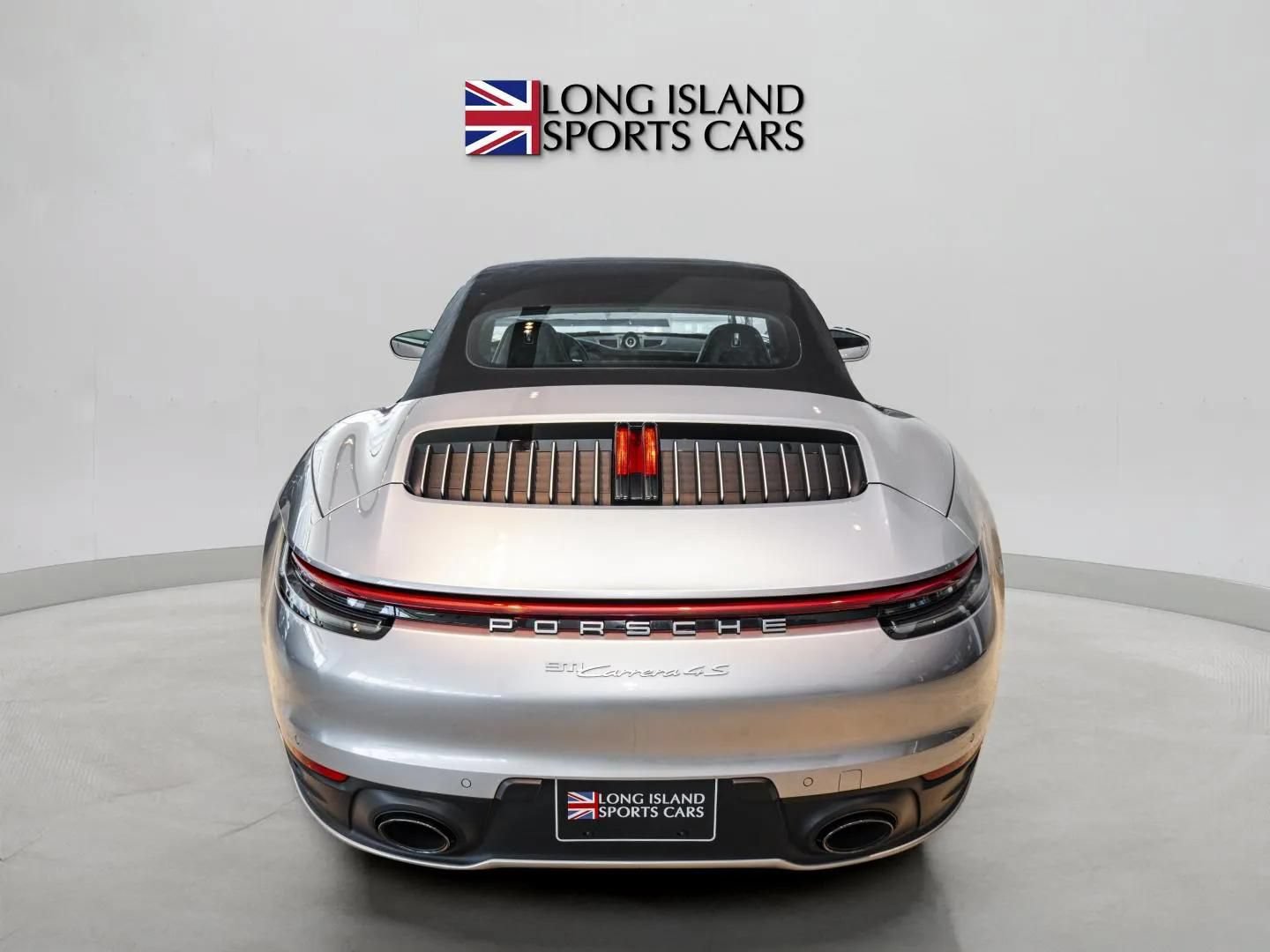 Used 2020 Porsche 911 Carrera 4S AWD/4WD image 11